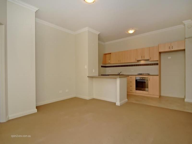 18/101 Grand Boulevard, Joondalup WA 6027