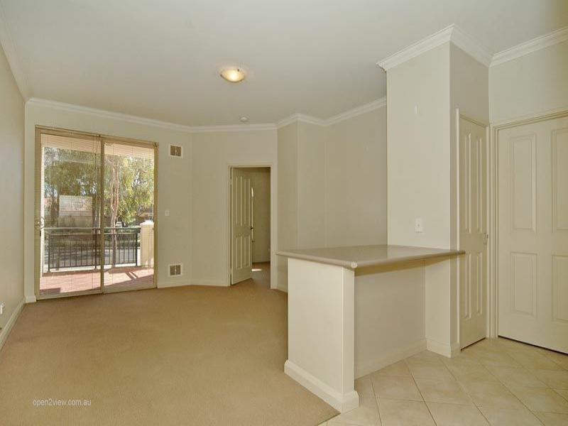 18/101 Grand Boulevard, Joondalup WA 6027