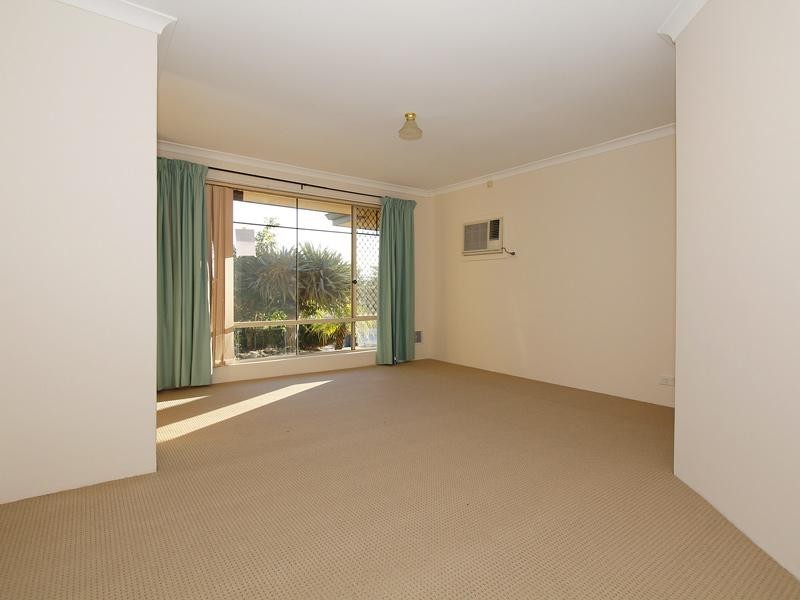 21 Amos Road, Wanneroo WA 6065
