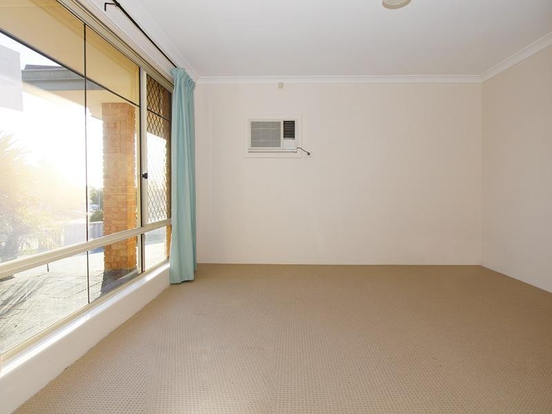 21 Amos Road, Wanneroo WA 6065