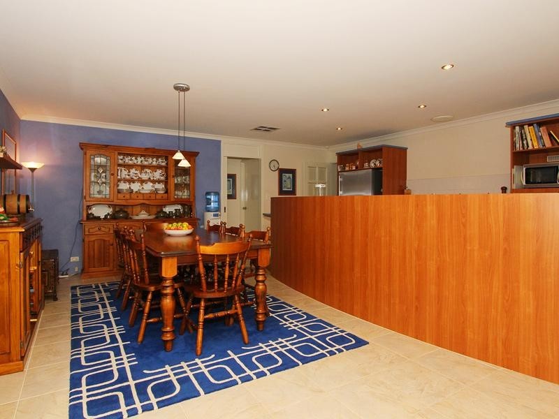 47 Palmerston Crescent, Tapping WA 6065