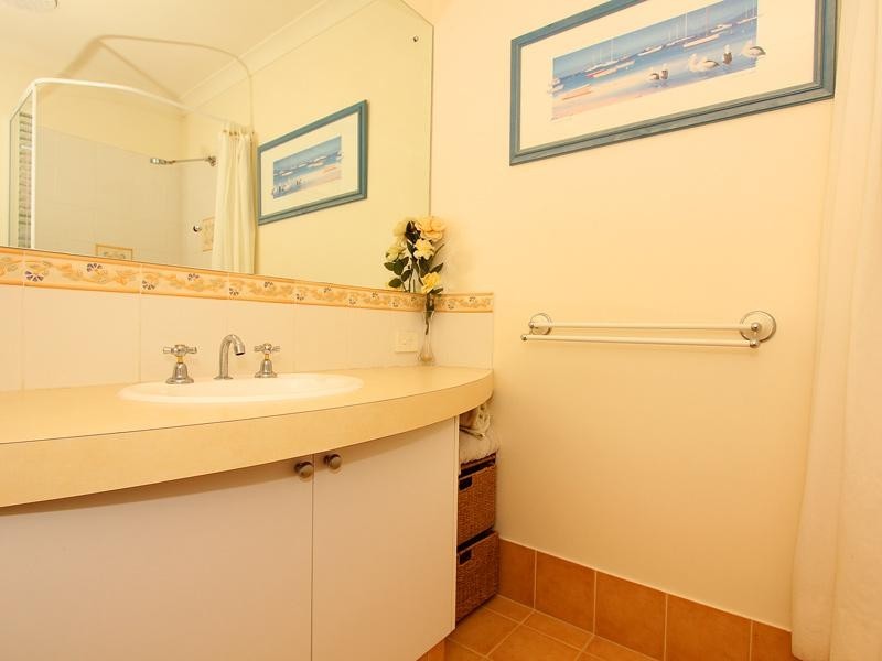 47 Palmerston Crescent, Tapping WA 6065