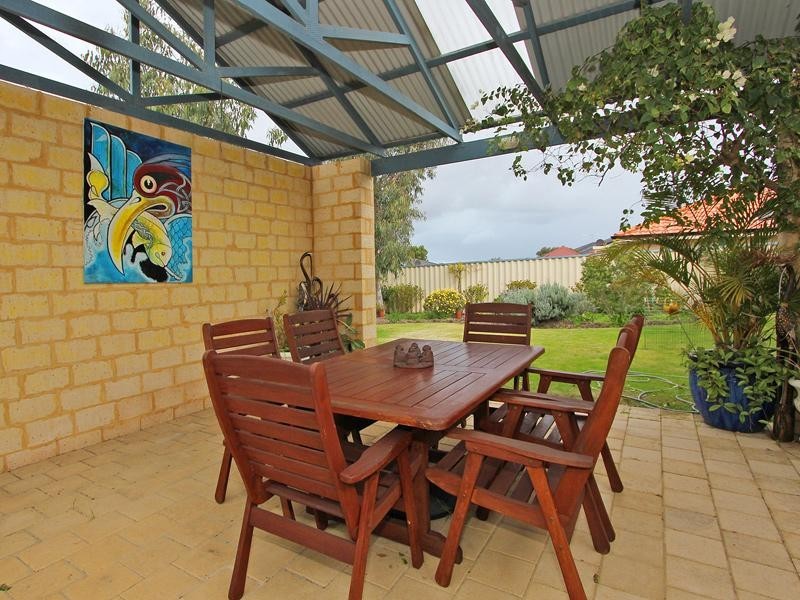 47 Palmerston Crescent, Tapping WA 6065