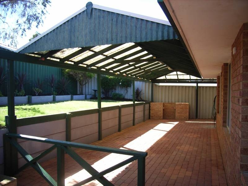 14 Monkton Place, Kinross WA 6028