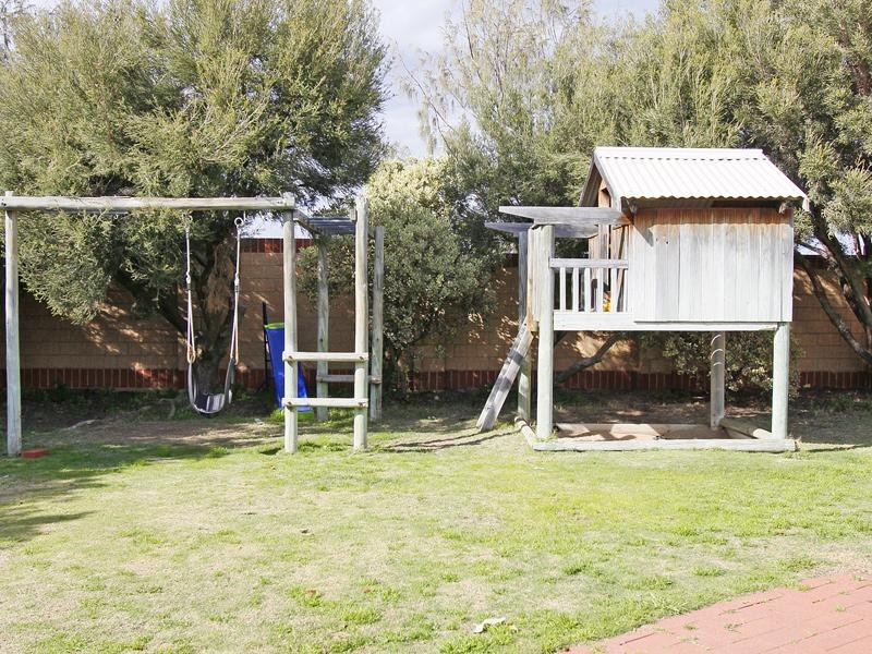 5 Swiftsure Place, Currambine WA 6028
