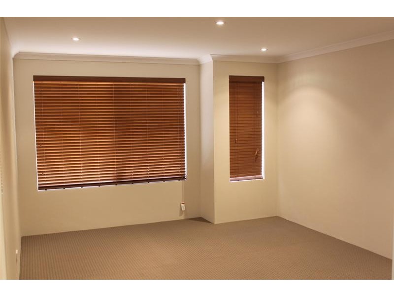 34 Galileo Avenue, Tapping WA 6065