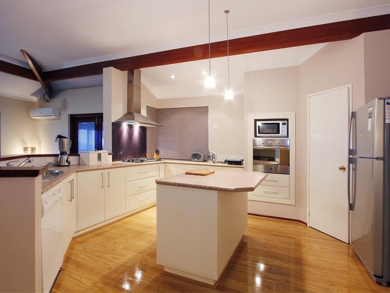 64 Otisco Crescent, Joondalup WA 6027