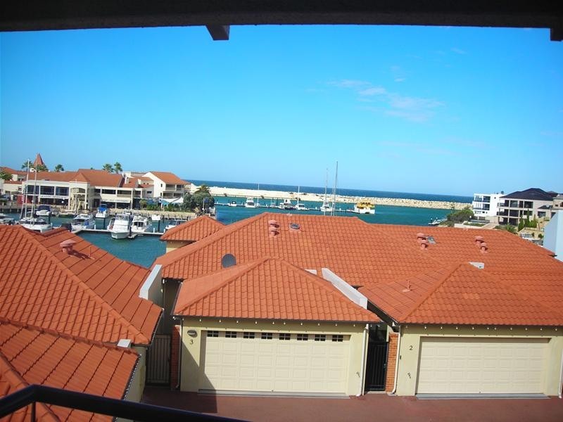 19/14 Itea Place, Mindarie WA 6030