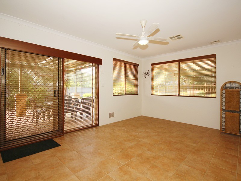 4 Ullswater Glade, Joondalup WA 6027