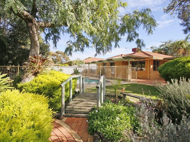 4 Ullswater Glade, Joondalup WA 6027