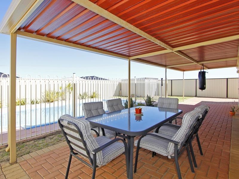 78 Clydebank Crescent, Kinross WA 6028