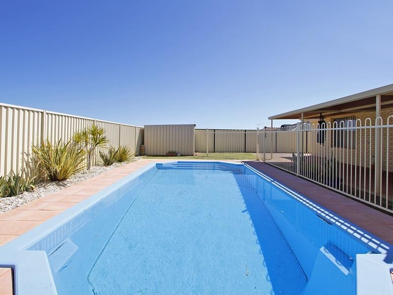 78 Clydebank Crescent, Kinross WA 6028