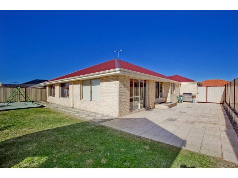 41 Apsley Bend, Tapping WA 6065