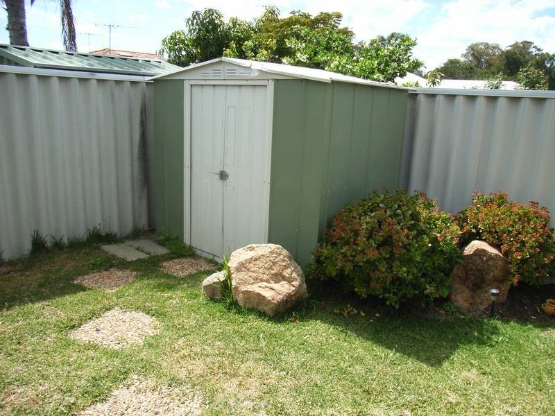 66 Mangrove Circuit, Banksia Grove WA 6031