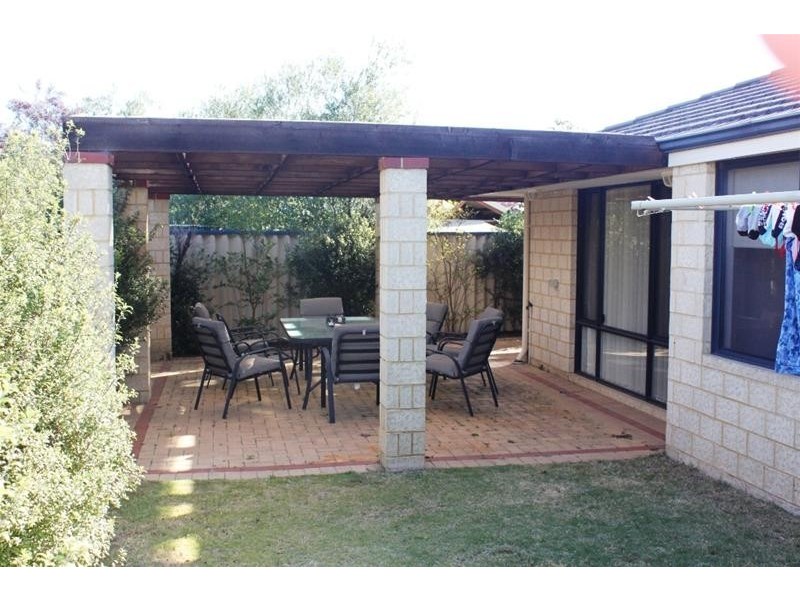 55 Palmerston Crescent, Tapping WA 6065