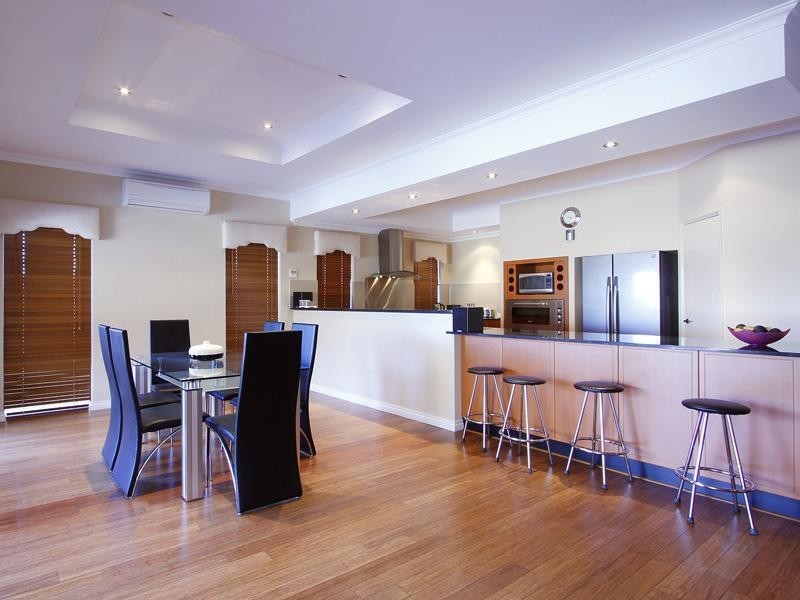 1 Shiralee Bend, Carramar WA 6031