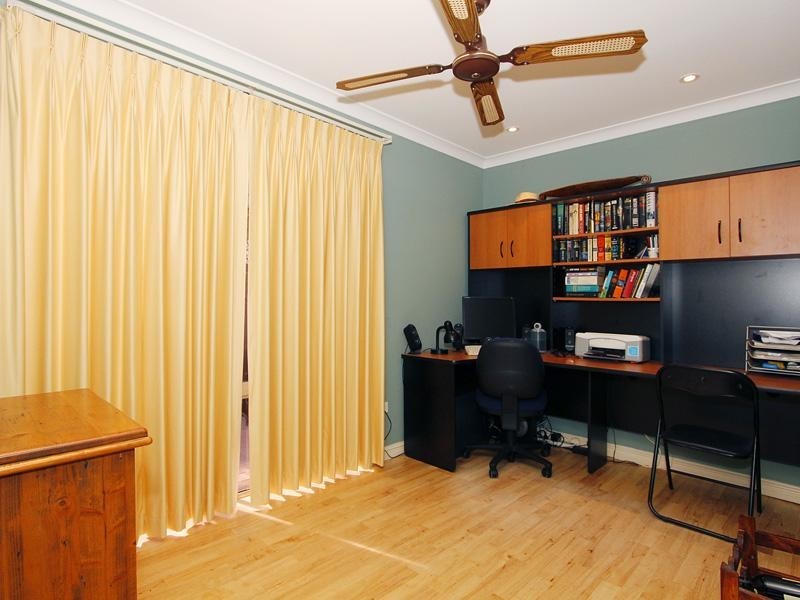 8 Eucumbene Crescent, Joondalup WA 6027