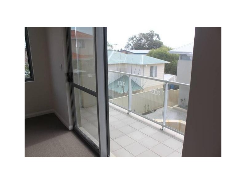 34B Pearl Parade, Scarborough WA 6019