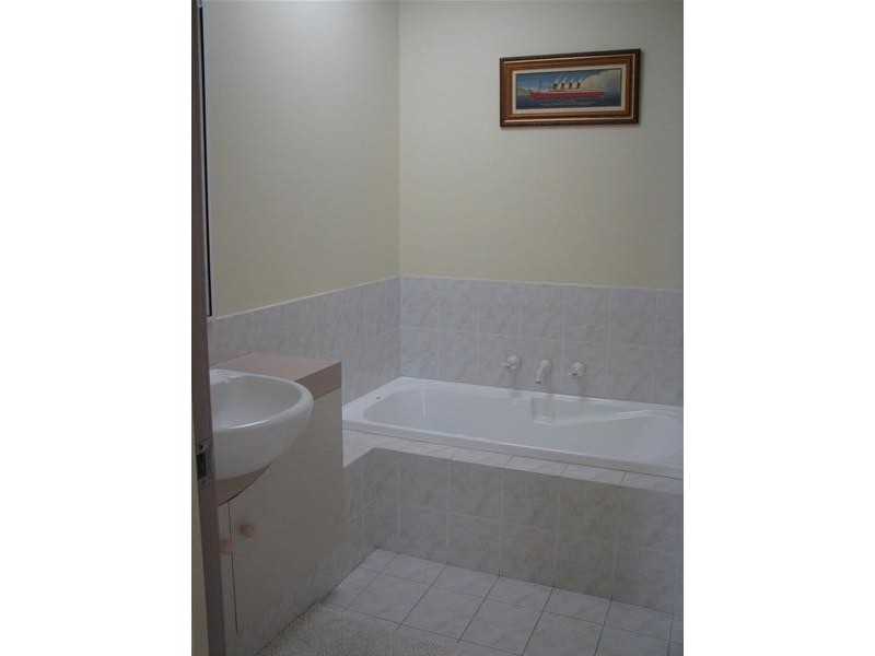 6/5 Spyglass Grove, Connolly WA 6027