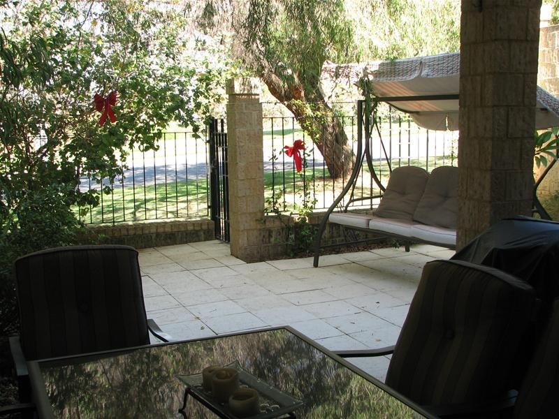 6/5 Spyglass Grove, Connolly WA 6027