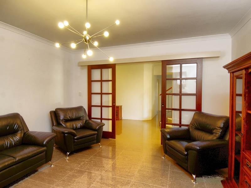 1 Kyby Place, Carramar WA 6031