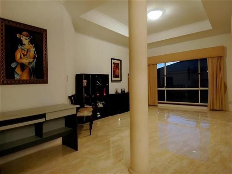 1 Kyby Place, Carramar WA 6031