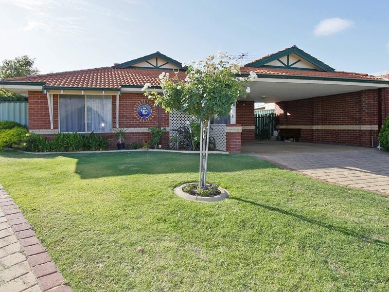 27 Gardiner Heights, Kinross WA 6028