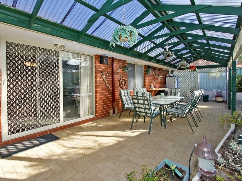 27 Gardiner Heights, Kinross WA 6028