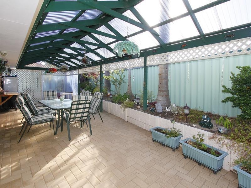 27 Gardiner Heights, Kinross WA 6028