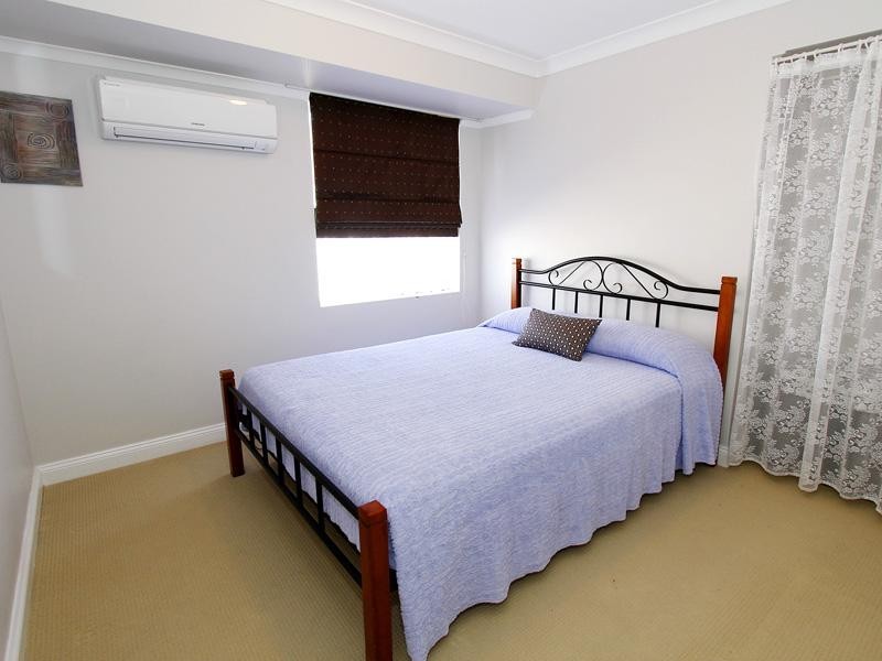 42 Osprey Circle, Ballajura WA 6066