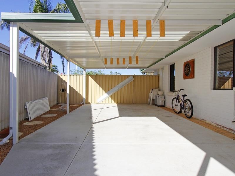 42 Osprey Circle, Ballajura WA 6066