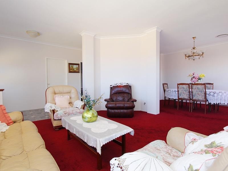 12 Sheringham Retreat, Currambine WA 6028