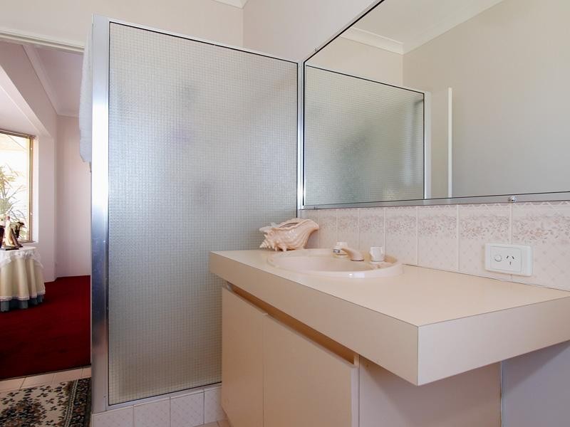 12 Sheringham Retreat, Currambine WA 6028