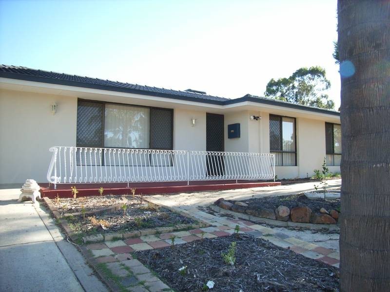 7 Halwest Way, Alexander Heights WA 6064