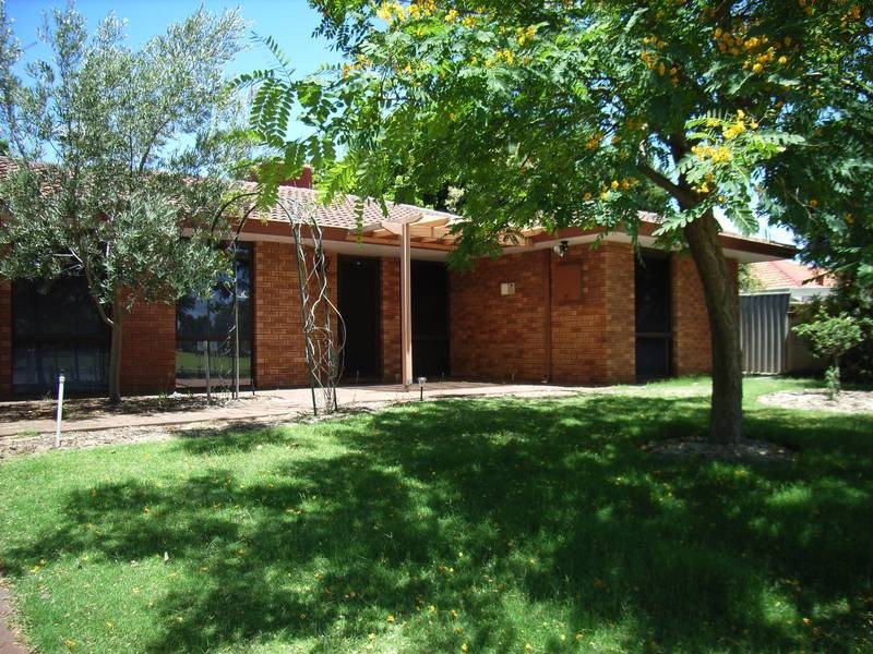 68 Wedgewood Drive, Edgewater WA 6027