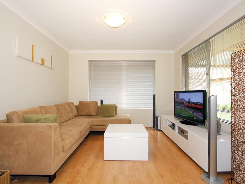 9 Simcoe Court, Joondalup WA 6027