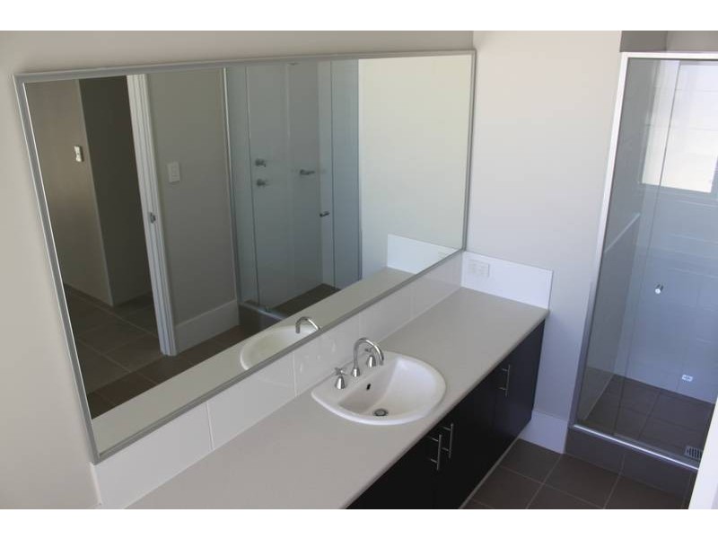 122 Lindsay Beach Blvde, Yanchep WA 6035