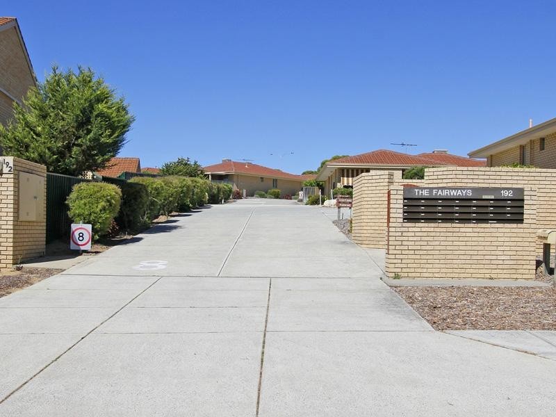 21/192 Fairway Circle, Connolly WA 6027