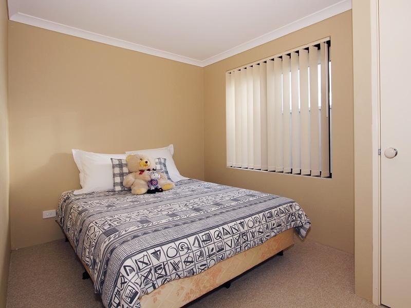 38 Alpina Promenade, Banksia Grove WA 6031