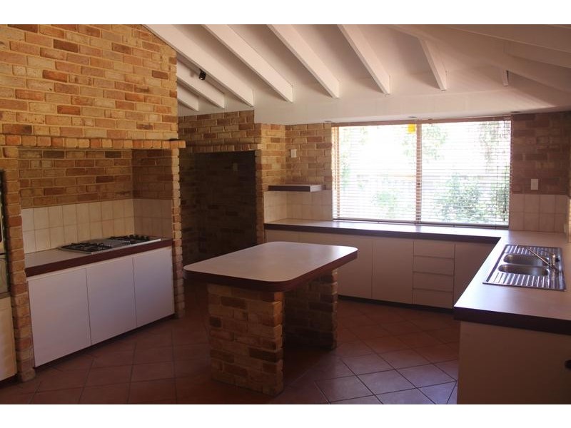 15 Seminole Close, Connolly WA 6027