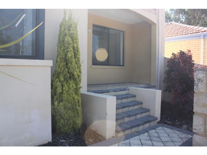443 Lakeside Drive, Joondalup WA 6027