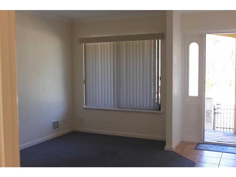 443 Lakeside Drive, Joondalup WA 6027