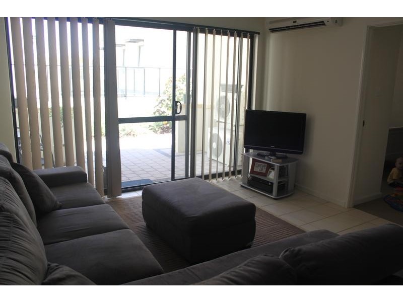 30/5 Eastleigh Loop, Currambine WA 6028