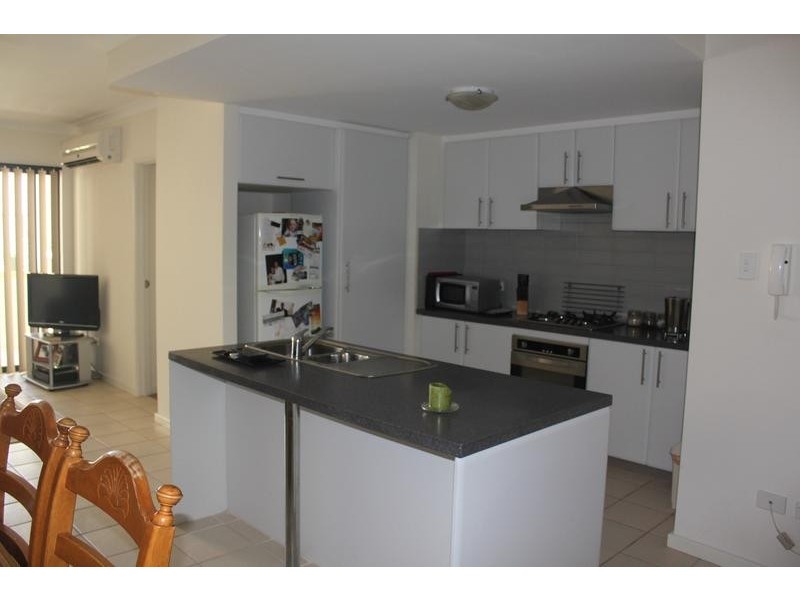 30/5 Eastleigh Loop, Currambine WA 6028