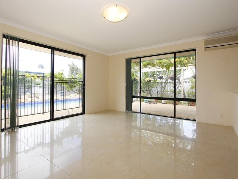 20 Witchetty Loop, Banksia Grove WA 6031