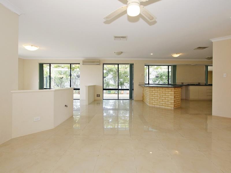 20 Witchetty Loop, Banksia Grove WA 6031