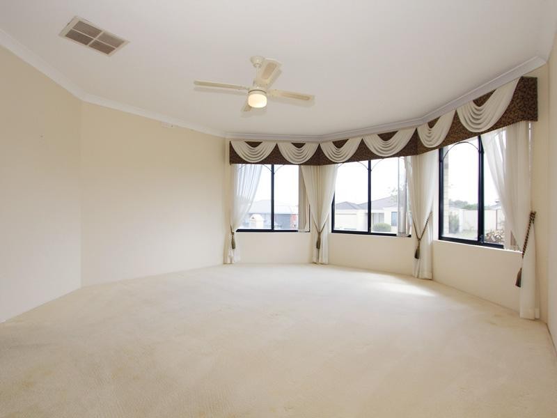 20 Witchetty Loop, Banksia Grove WA 6031