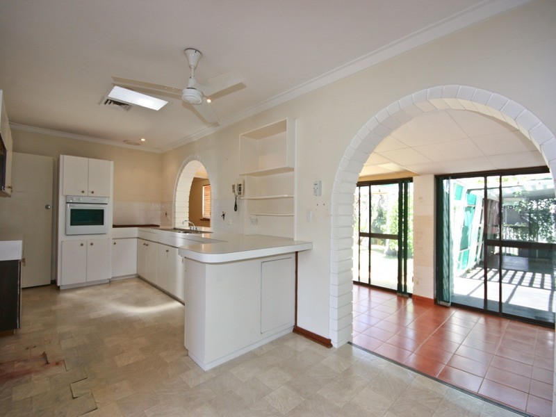 3 Gnobar Way, Mullaloo WA 6027
