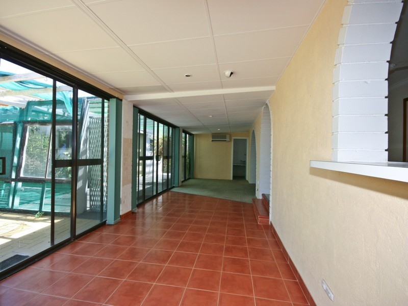 3 Gnobar Way, Mullaloo WA 6027