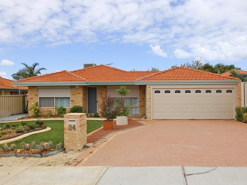 24 Renshaw Blvd, Clarkson WA 6030